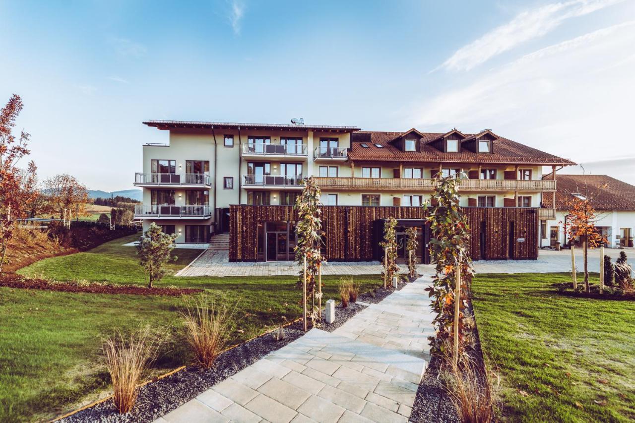 Landrefugium Obermueller 4,5 Sterne Hotel Untergriesbach Exterior foto